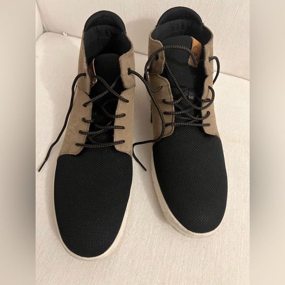 Timberland Other - Men Timberland Chukka sneakers